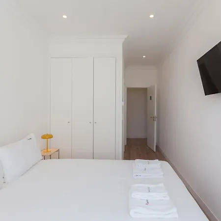 Πανσιόν Flh Alcantara Lisboa